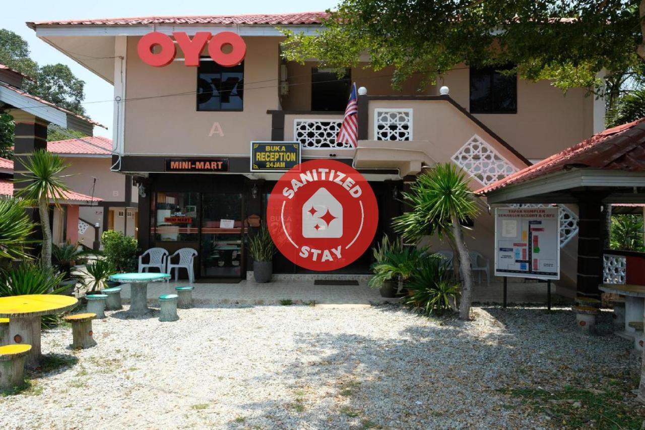 Oyo 44005 Senangin Resort & Cafe Tumpat Bagian luar foto