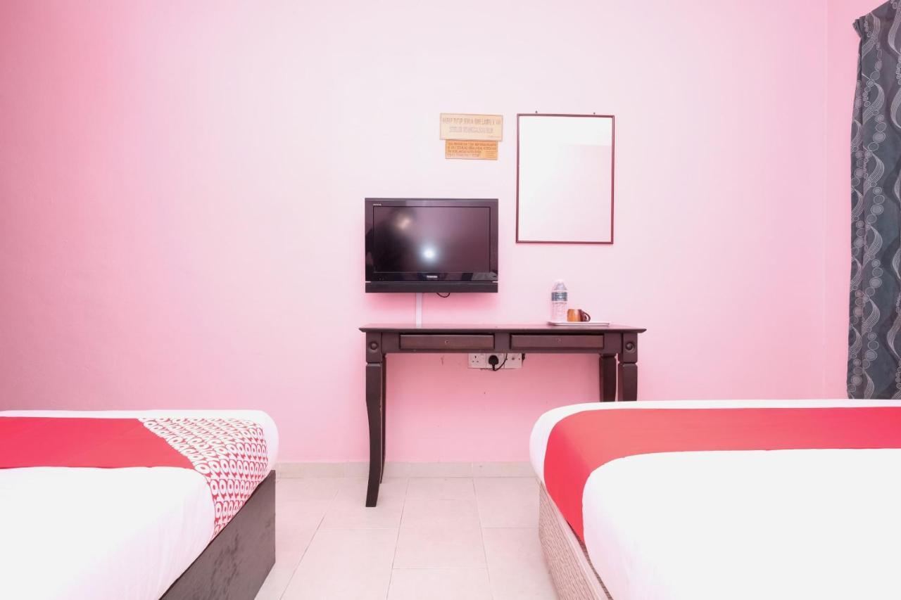 Oyo 44005 Senangin Resort & Cafe Tumpat Bagian luar foto
