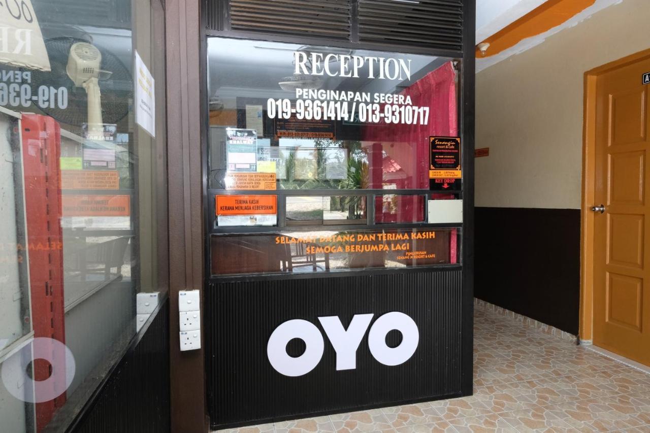 Oyo 44005 Senangin Resort & Cafe Tumpat Bagian luar foto