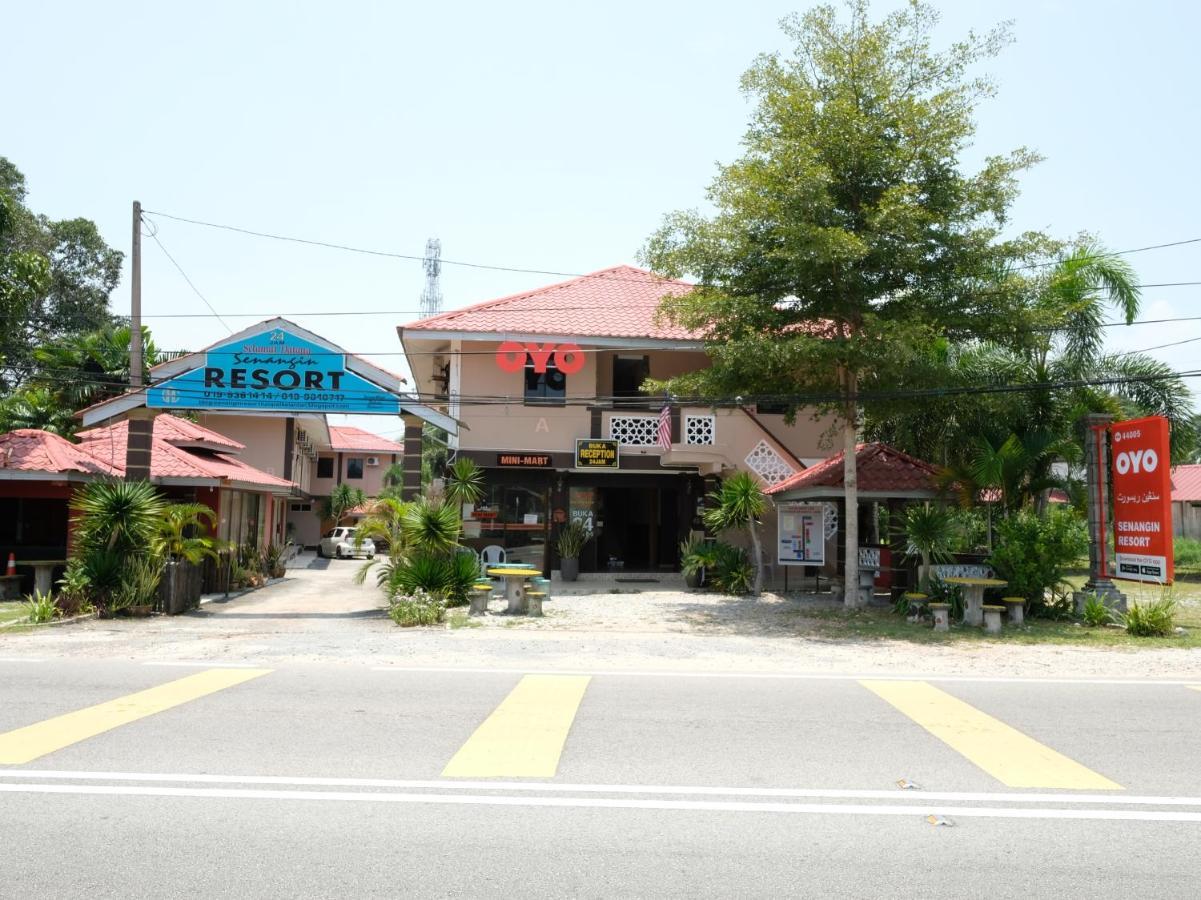 Oyo 44005 Senangin Resort & Cafe Tumpat Bagian luar foto