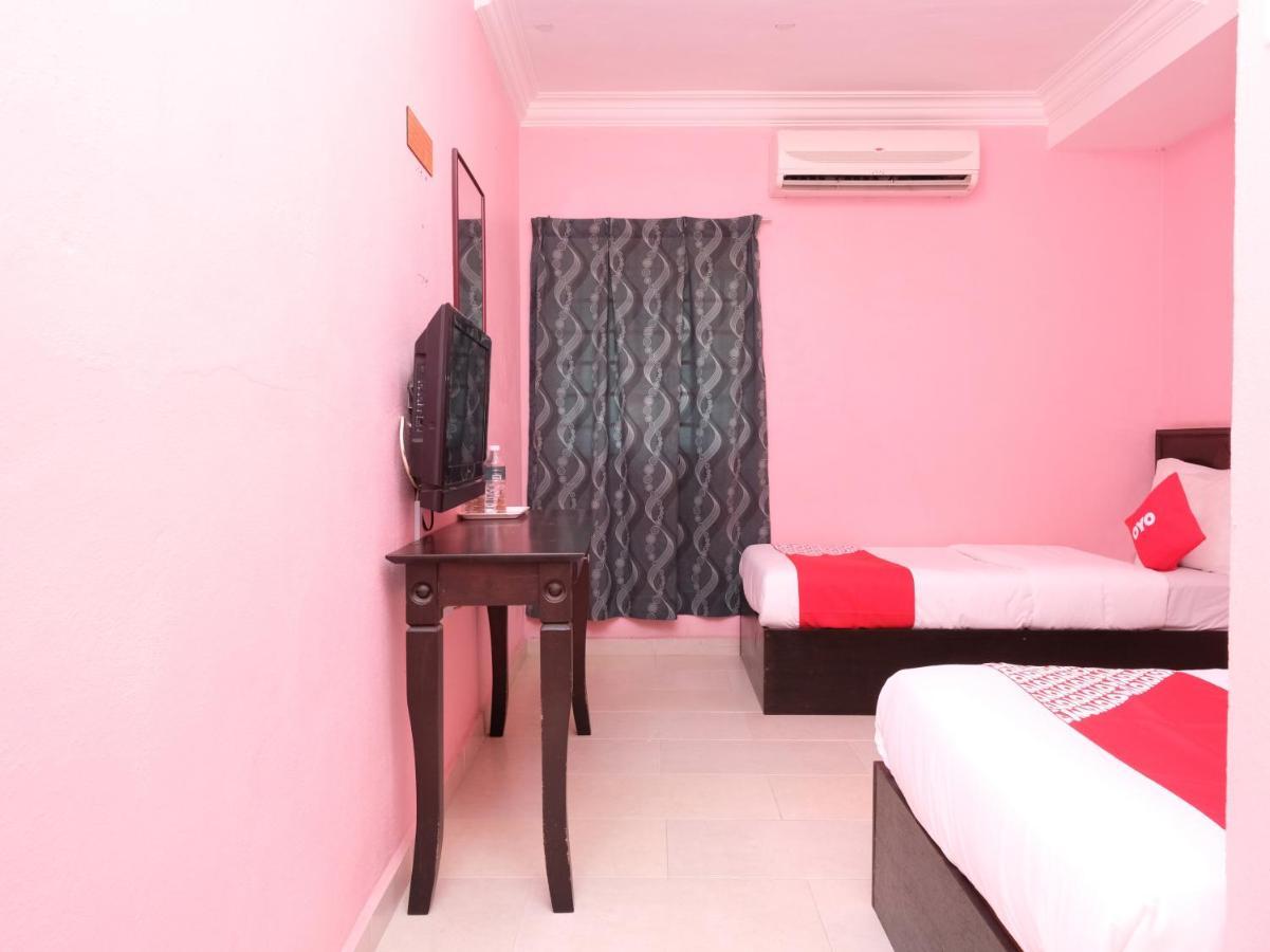 Oyo 44005 Senangin Resort & Cafe Tumpat Bagian luar foto